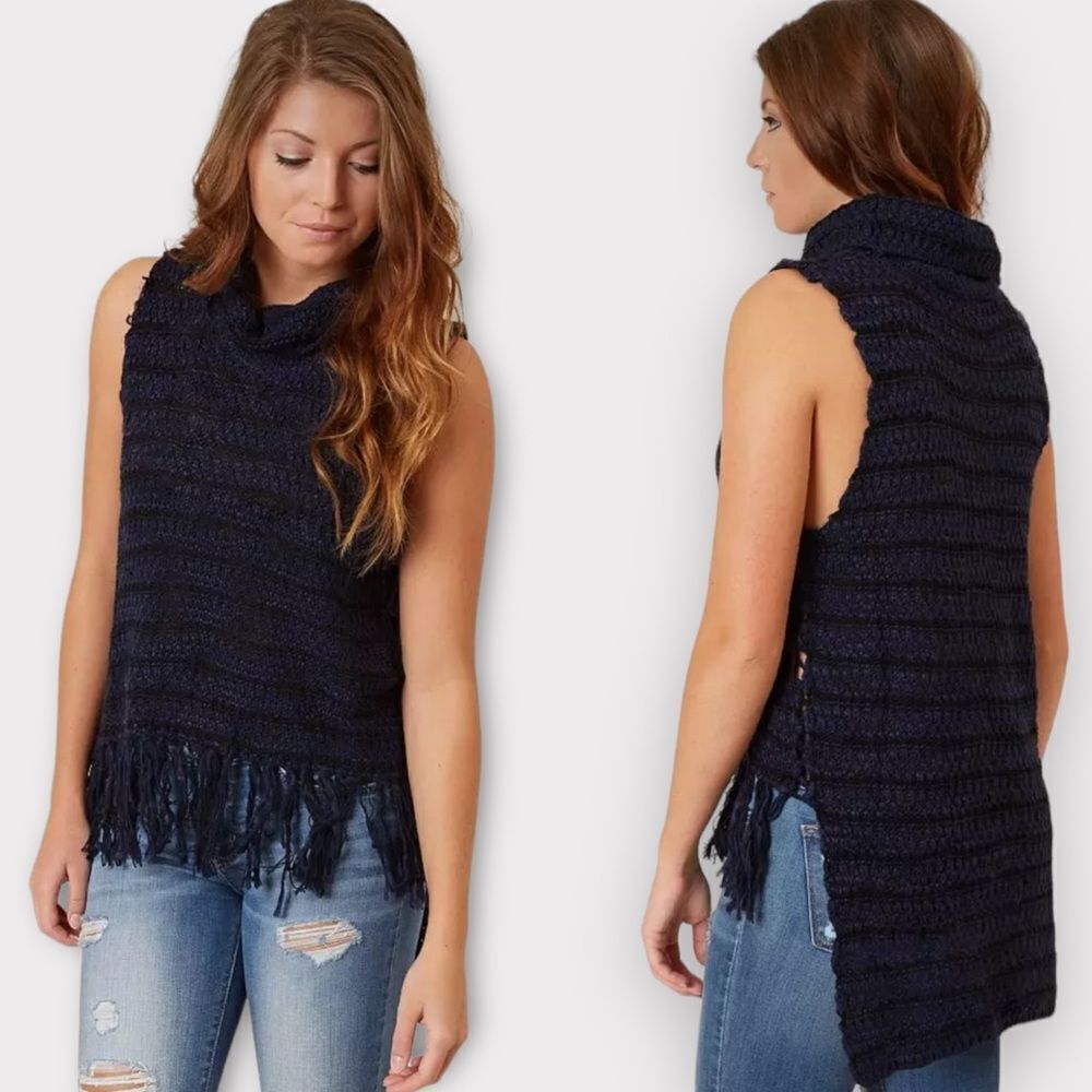 Buckle Gimmicks BKE Cowl Neck Fringe Sweater S Small Women’s Sleeveless Blue NEW